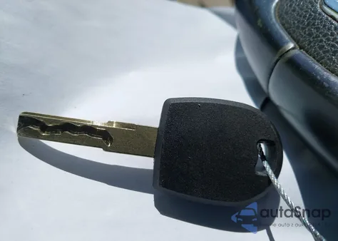 2014 Volkswagen Jetta 1.8T Se z USA, uszkodzony, nr VIN 3VWD07AJ8EM382717